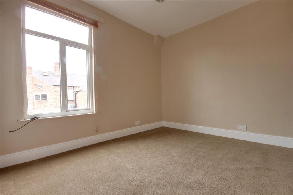House in Stockton-on-Tees - More