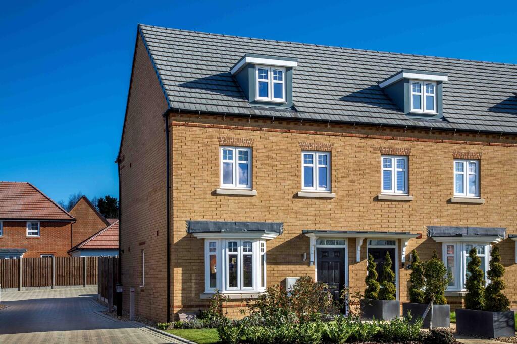 Main image of property: Greensleaves Avenue, Borden,
Sittingbourne,
Kent,
ME10 1FW