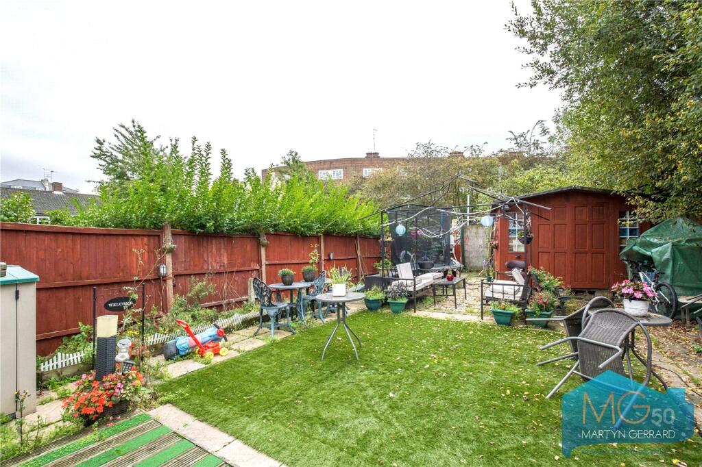 House in London, Colney Hatch - View 4