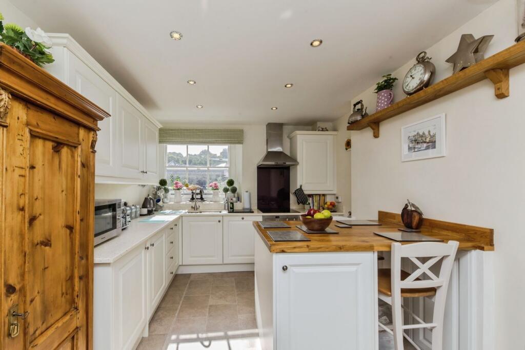 Apartment in Stockport - View 5