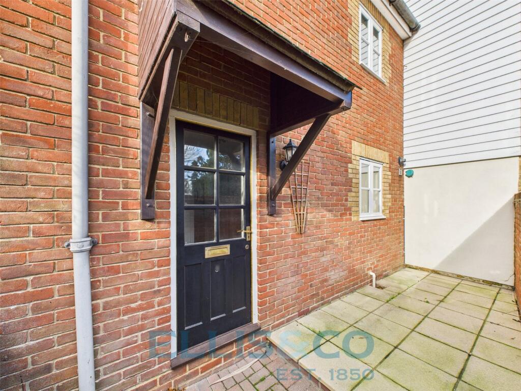 Main image of property: Kinnings Row, Tonbridge, Kent, TN9