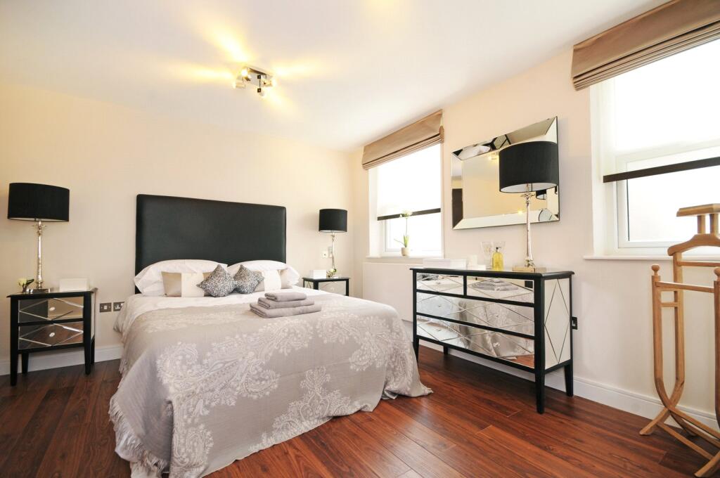Apartment in London - View 2
