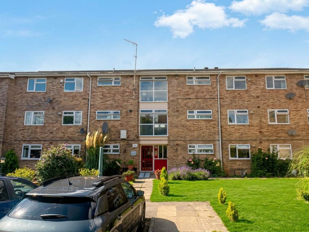 Apartment in Salisbury - View 4
