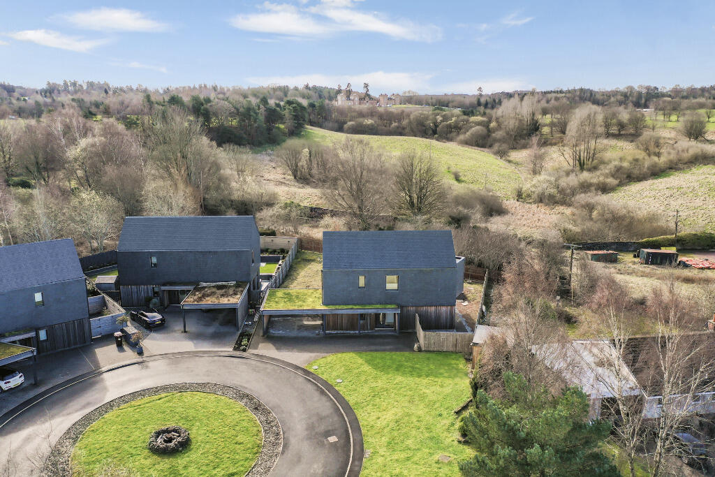 Main image of property: 72 Carlisle Road, Ferniegair, Hamilton, South Lanarkshire, ML3 7TX