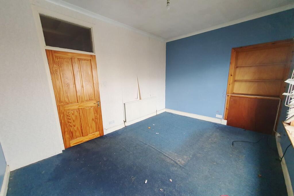 Apartment in Kirkcaldy - More