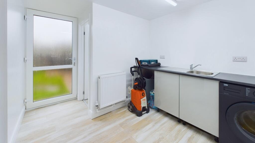 House in Derby - View 4