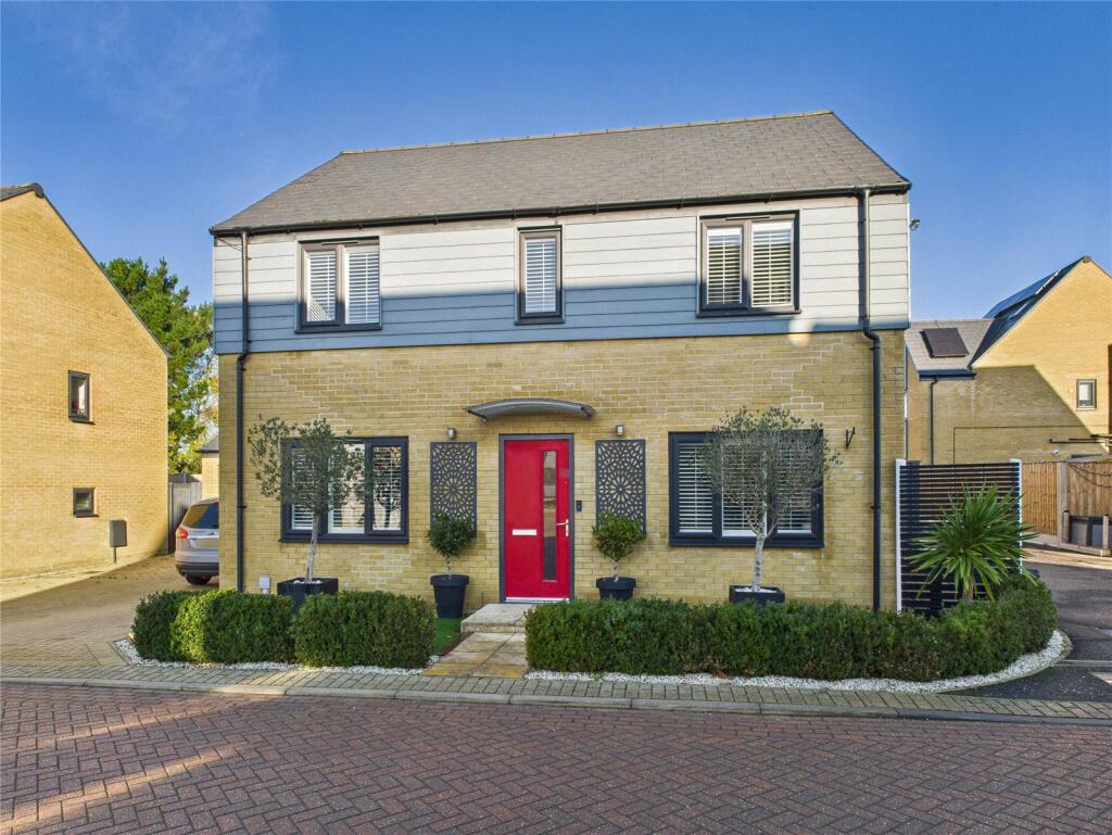 Main image of property: Elvedon Close, Ipswich, Suffolk, IP3