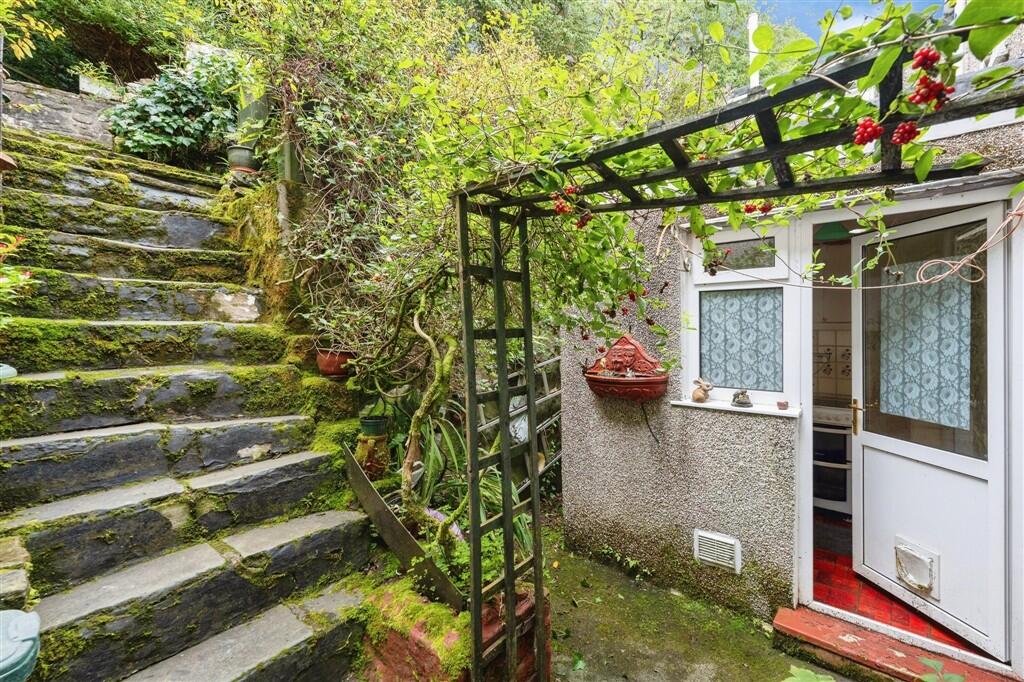 House in Swansea - View 5