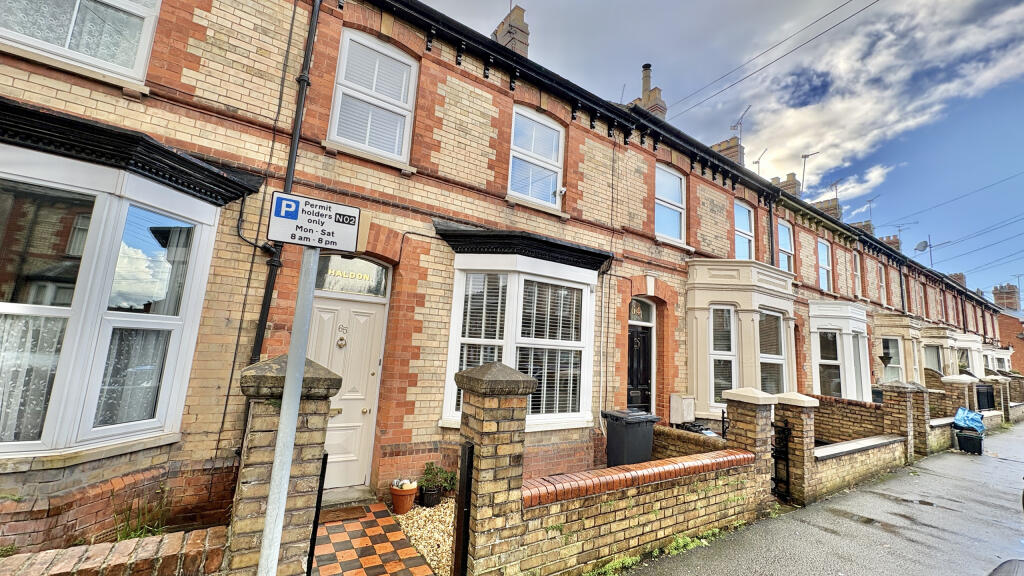 4-bed terraced on Greenway Avenue, Taunton, TA2, £340,000