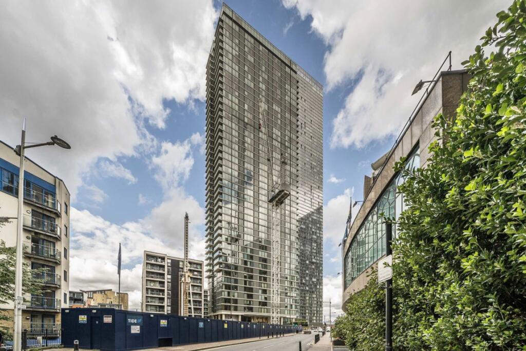 Main image of property: Marsh Wall, Canary Wharf
