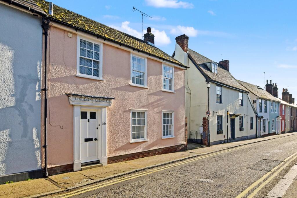 2-bed terraced on Bury St. Edmunds, Suffolk, £315,000
