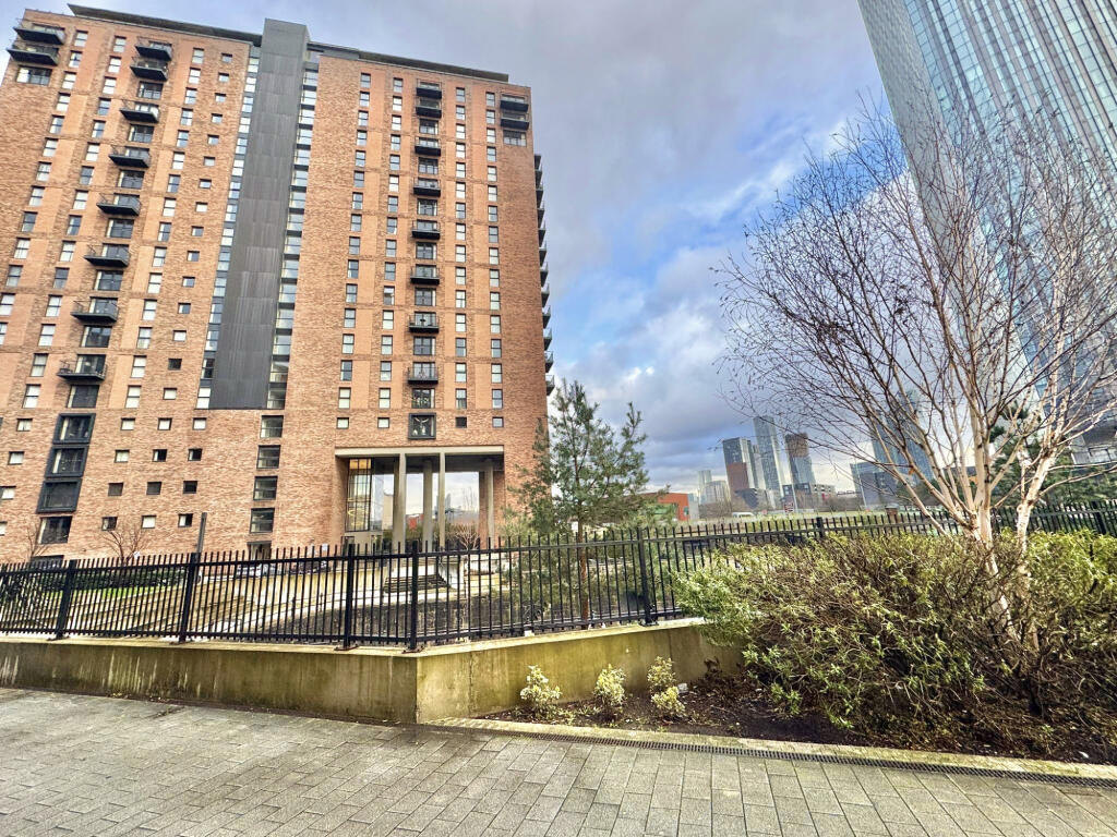 Main image of property: Rivergate House (Block A), Wilburn Basin, M5