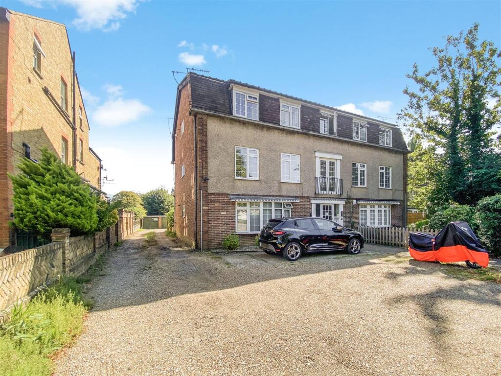 Main image of property: The Ridgeway, Enfield