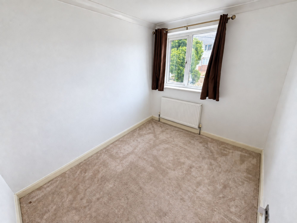 Apartment in Solihull, West Midlands - More