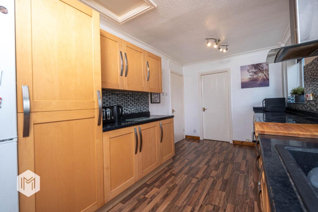 Bidston Close, Bury, BL8 photo 5