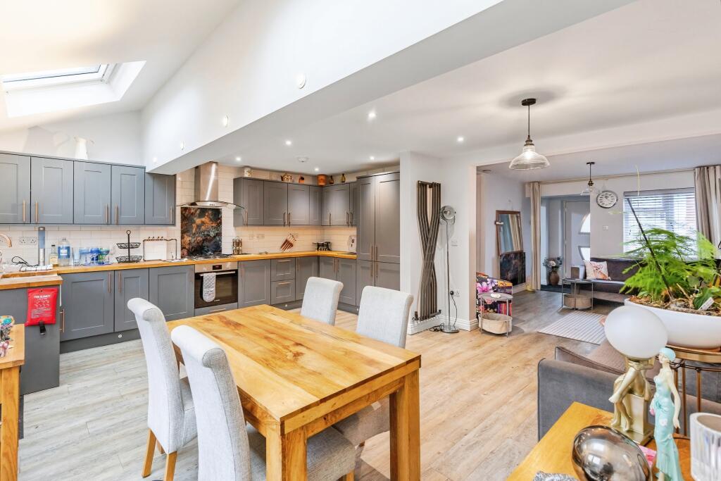 Main image of property: Marlborough Avenue, Wellingborough, NN8
