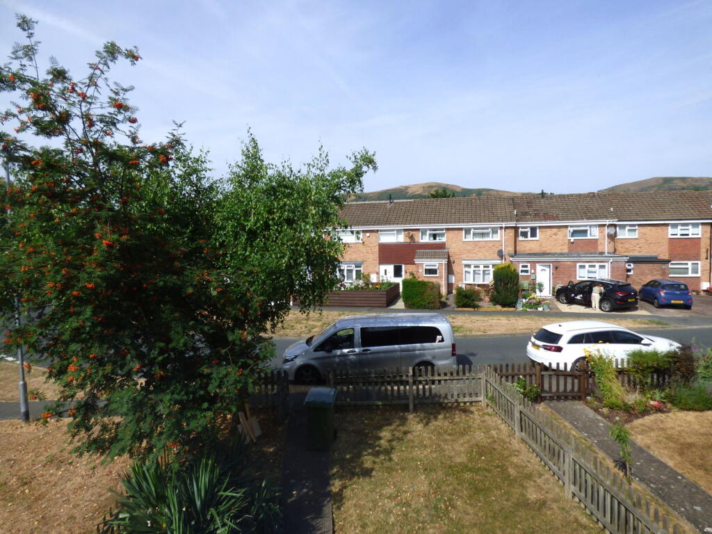 House in Worcester - View 2