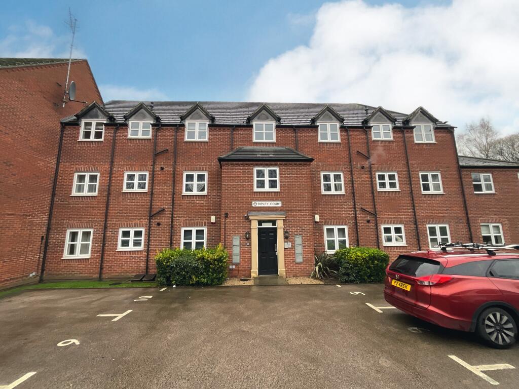 2-bed flat on Millbank Place, Nottingham, NG6, £120,000