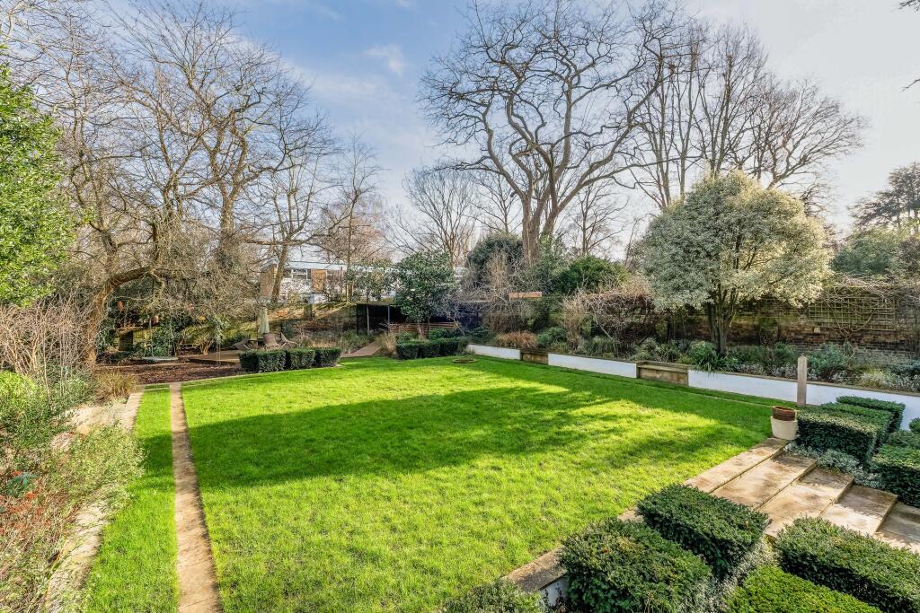 Pond Road, London, SE3 photo 3