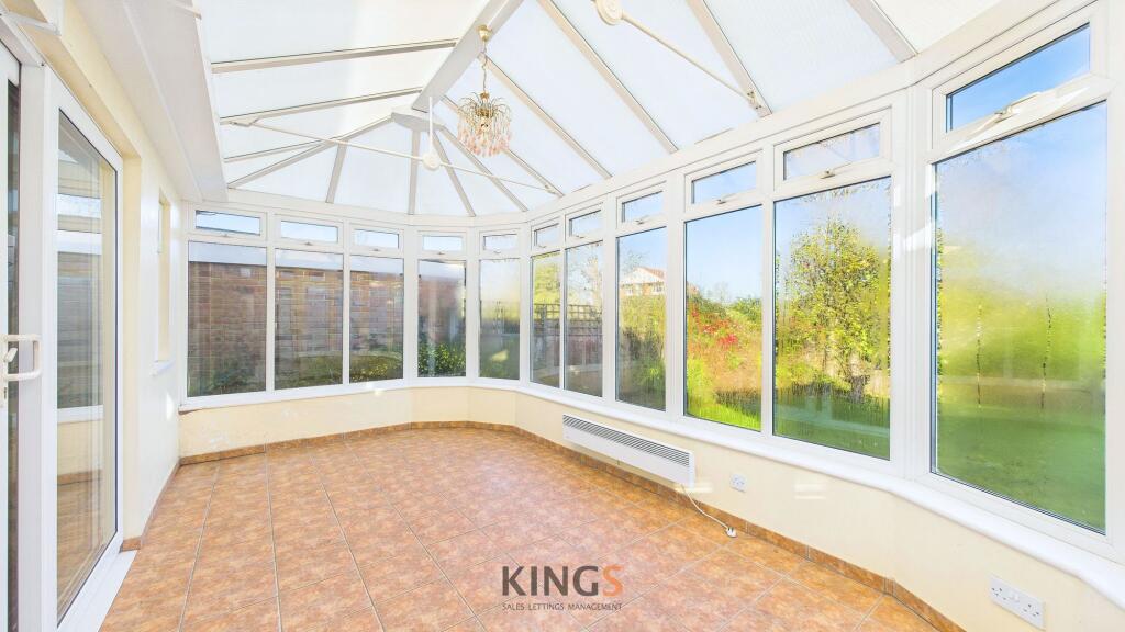 Sunnybank Road, Potters Bar, EN6 photo 4