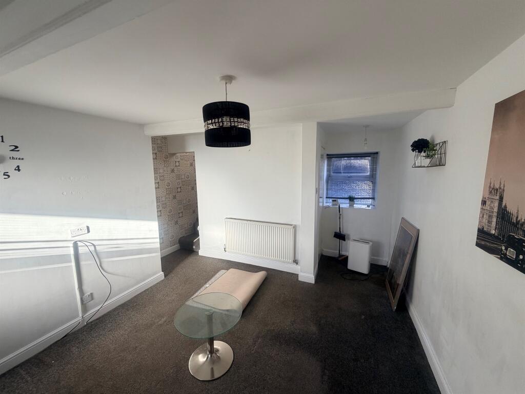 Additional image 3 of Henderson Place, Bradford