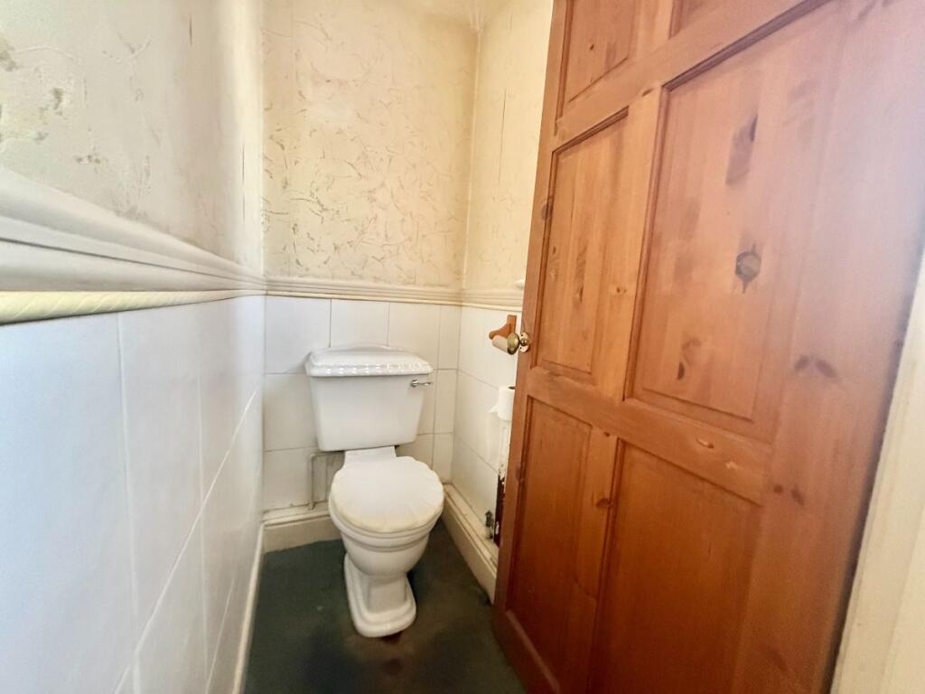 Vicarage Close, Canvey Island photo 4