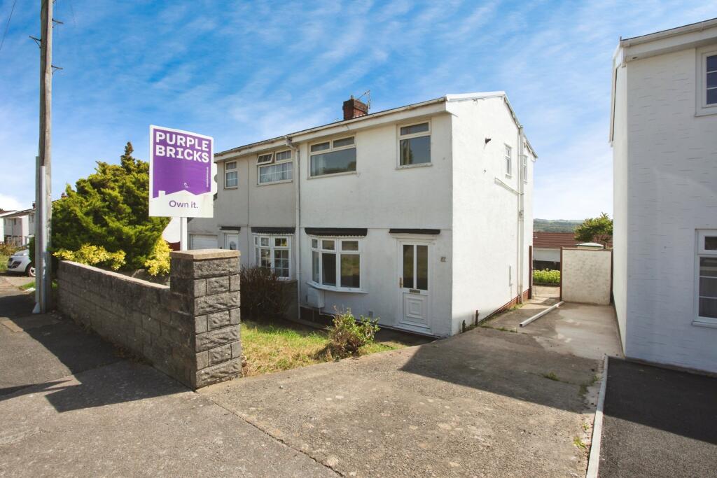 2-bed semi-detached on Meadow Rise, Pontyclun, CF72, £165,000