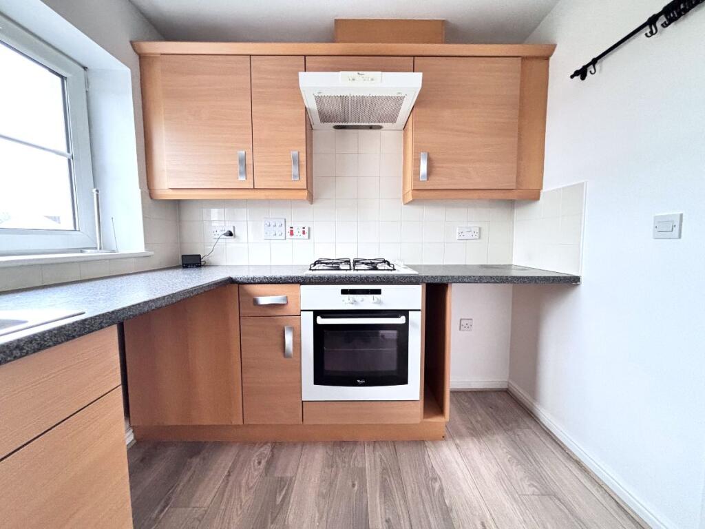94 Inverewe Place, Dunfermline - View 2