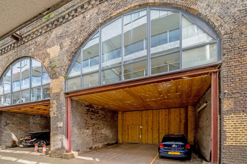 Main image of property: Arch 42, Kings Bench Street, London, SE1 0QX