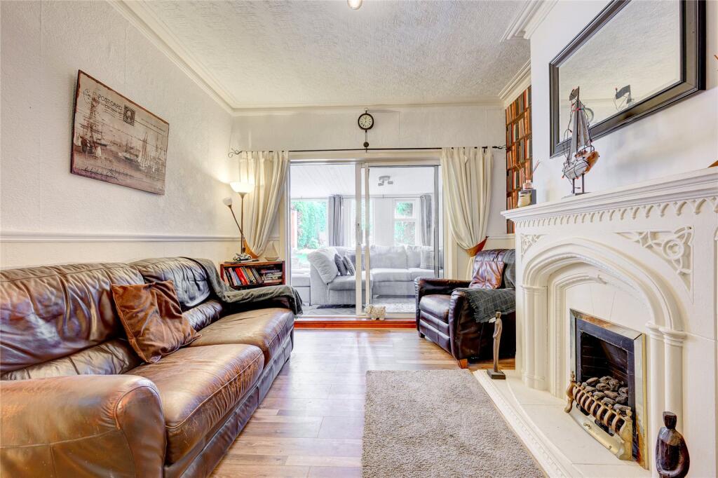 House in Wolverhampton, Springfield, Fallings Park - More