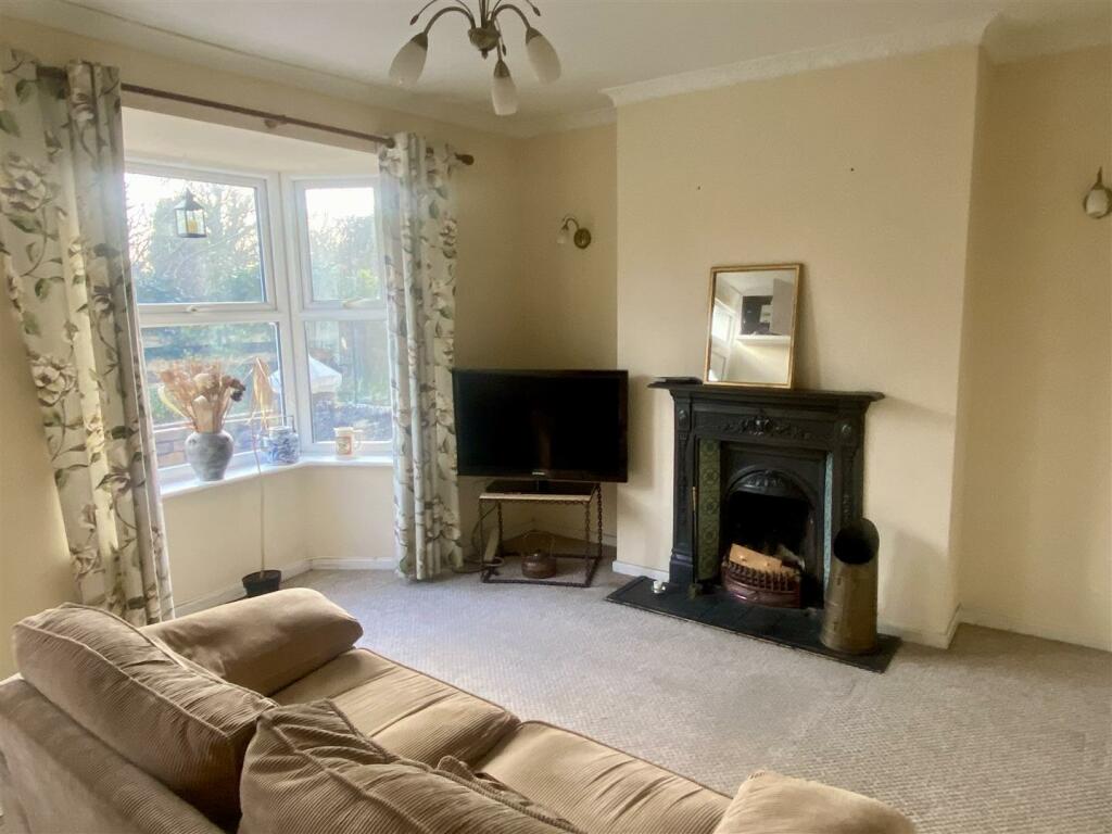 3 Gorddinog Terrace, Llangoed photo 2