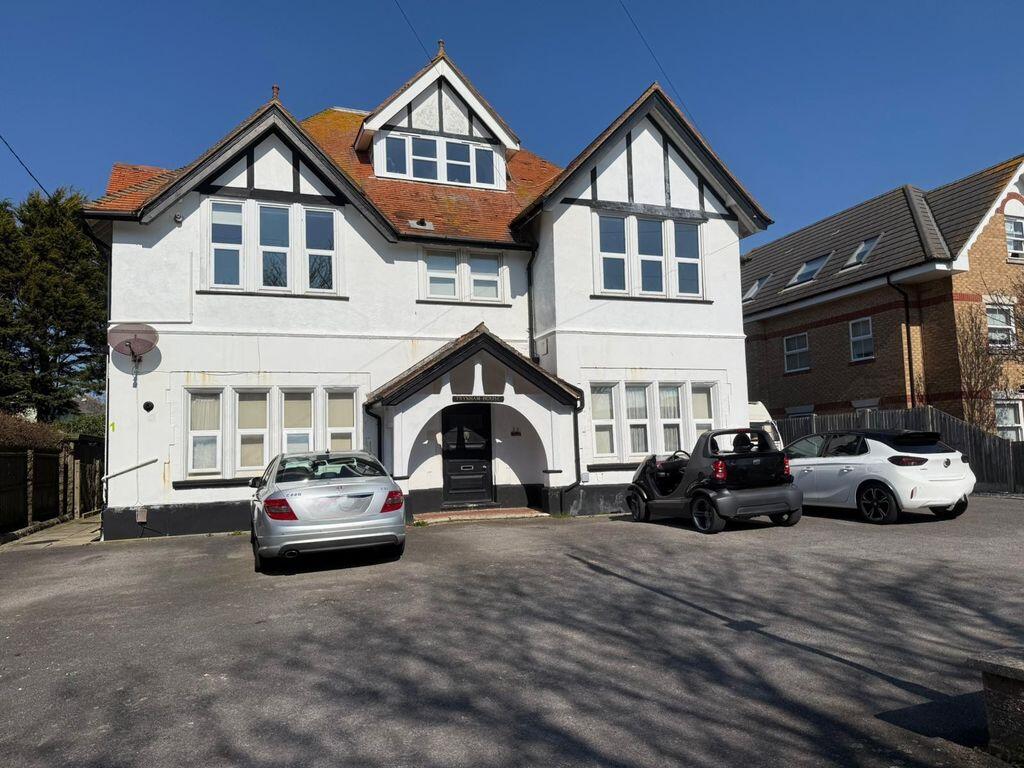 Main image of property: 4 Twynham Road, Southbourne