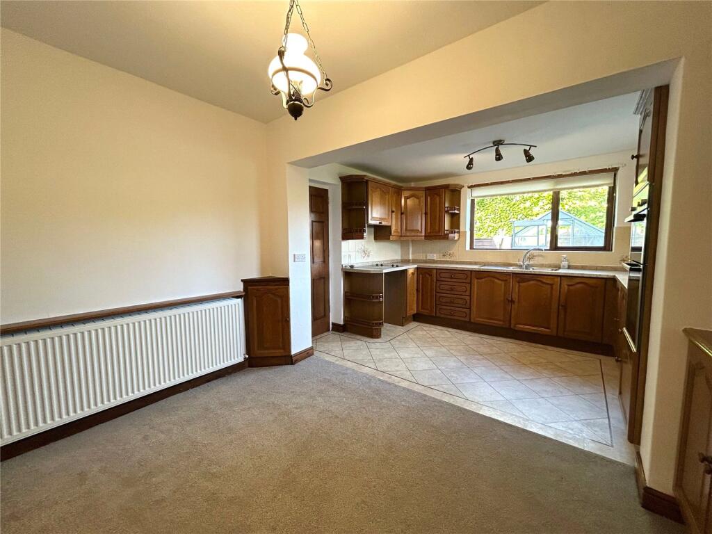 Waddow Grove, Waddington, Clitheroe, Lancashire, BB7 - View 6