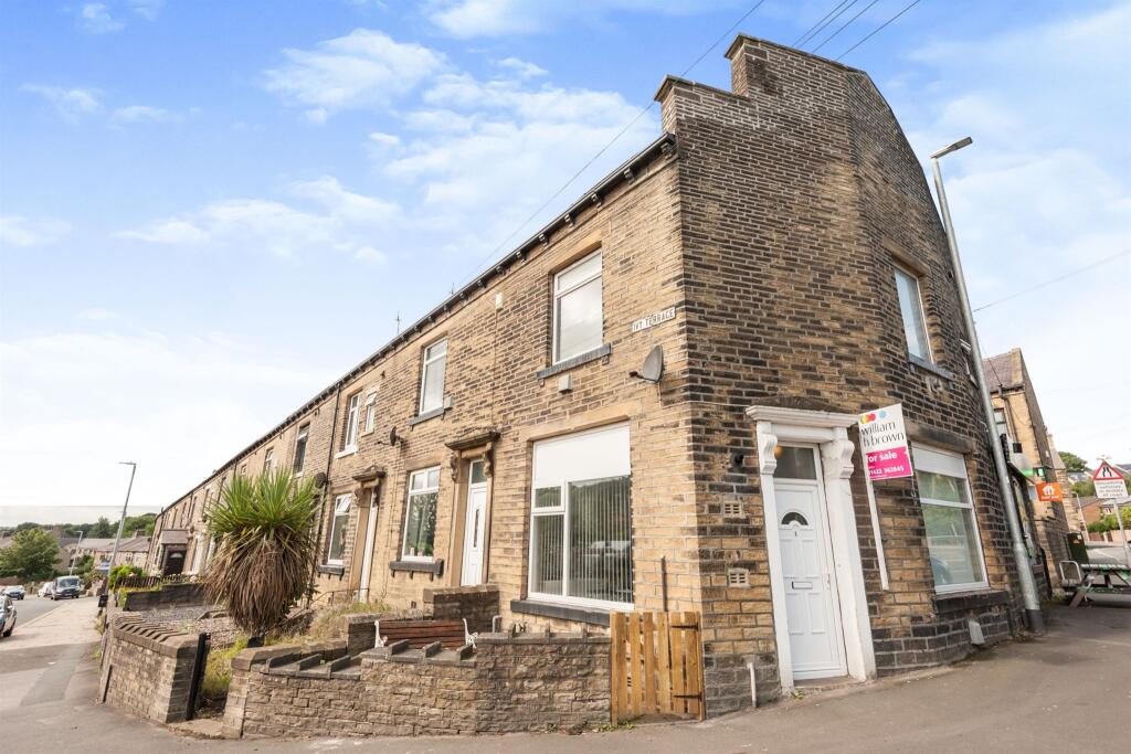 Main image of property: Heathy Lane, HALIFAX