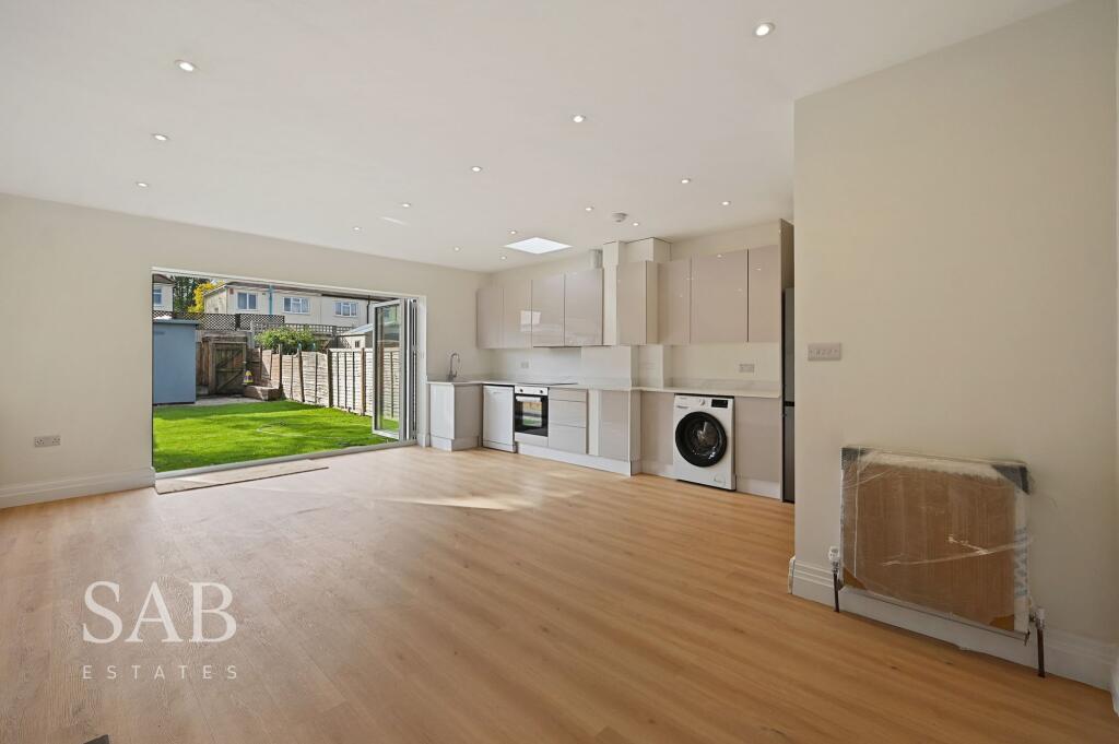 House in London, Perivale - View 4