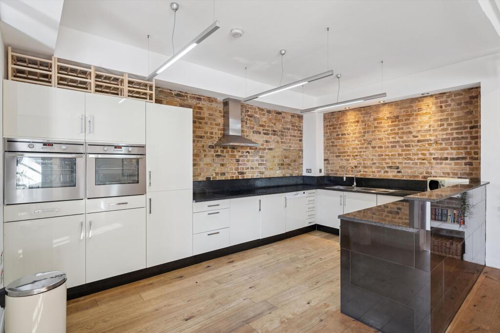 Apartment in London - View 4