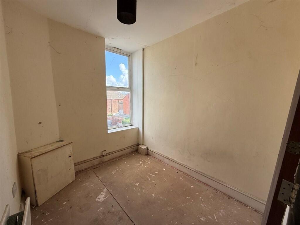 Apartment in Chester - More