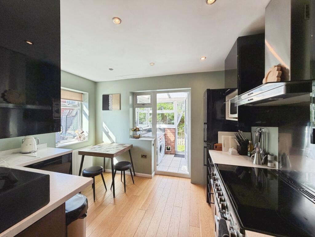 House in Slough, Burnham - View 5