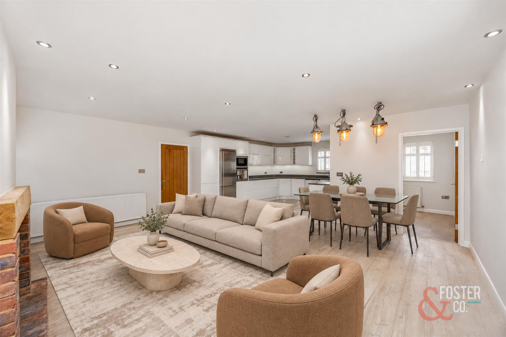 House in Patcham, Hollingbury - View 4
