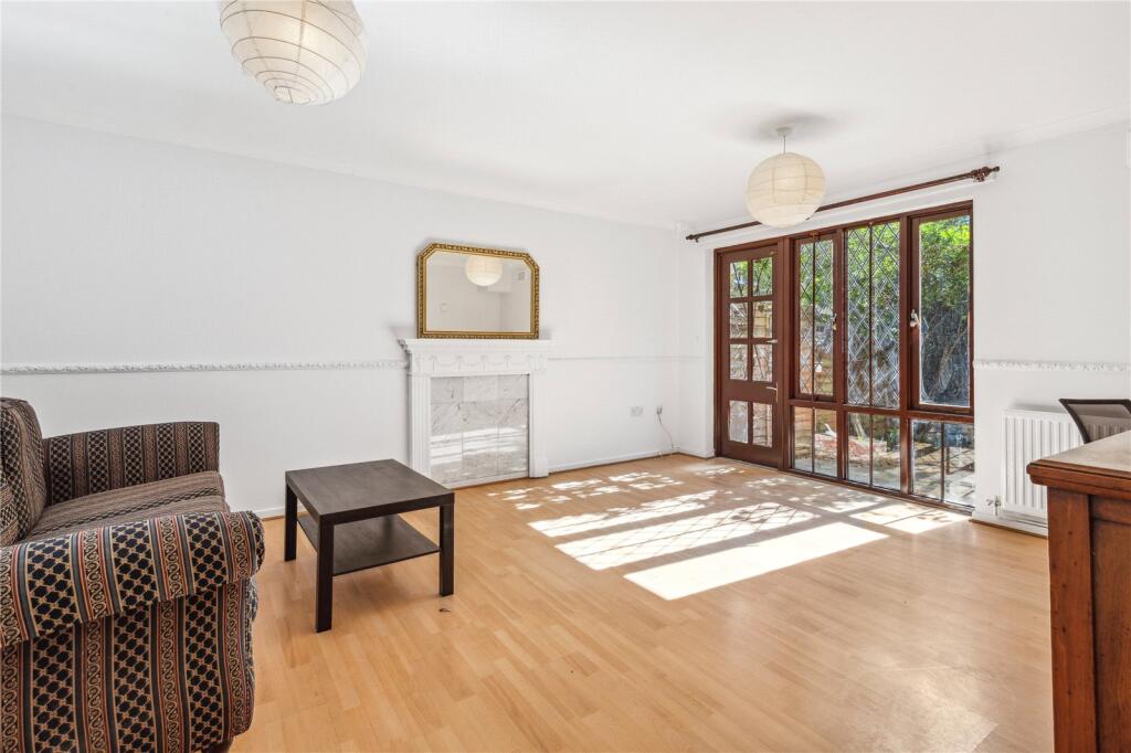 House in London - View 5
