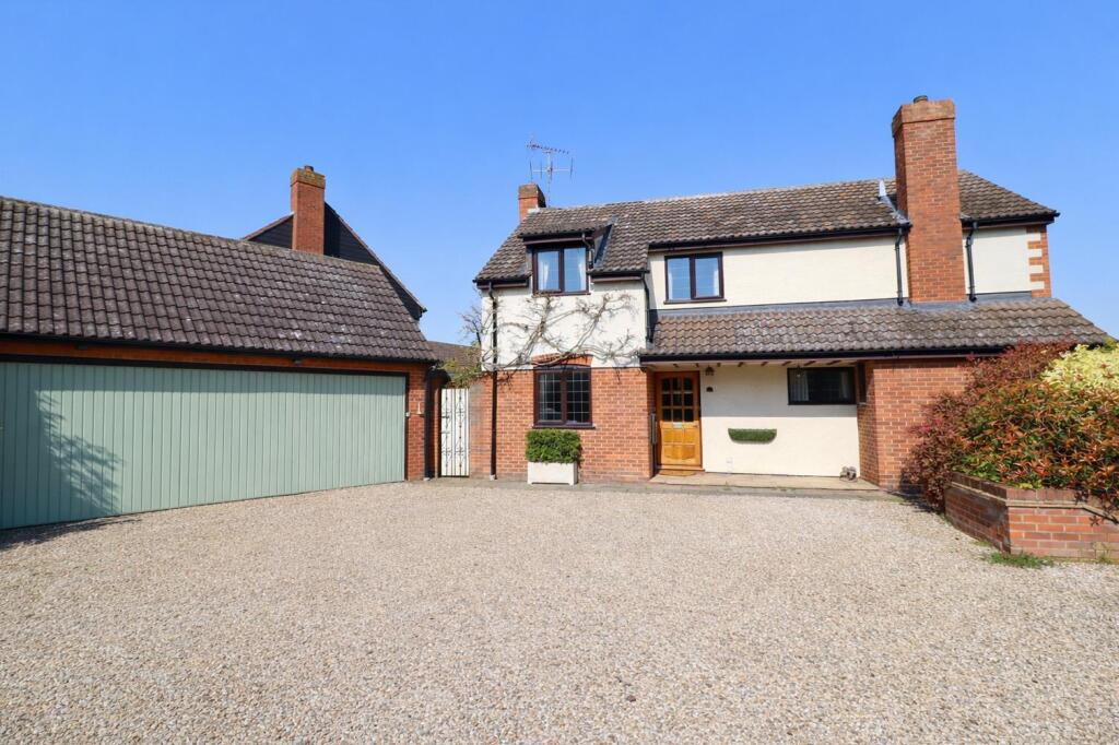 Main image of property: The Pines, Hatfield Peverel, Chelmsford