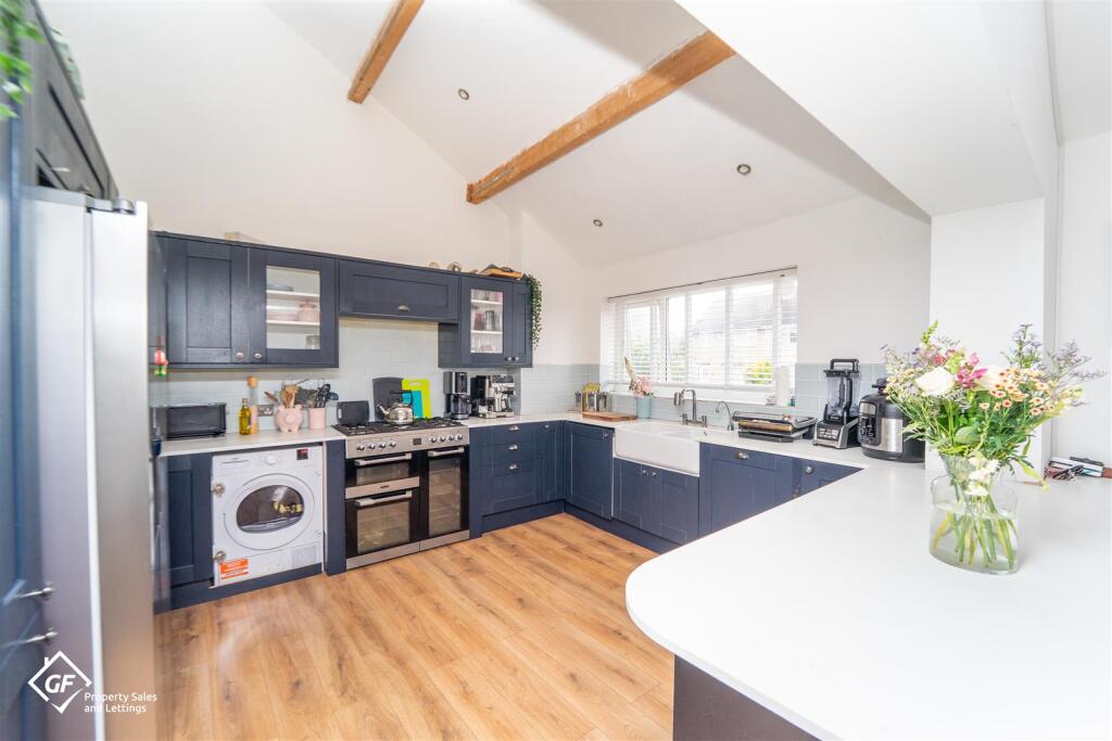 2-bed house on Westbourne Road, Middleton, Morecambe, £240,000