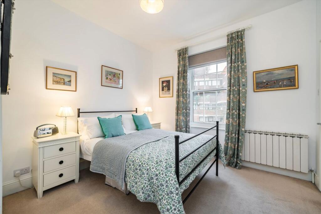 House in London - More