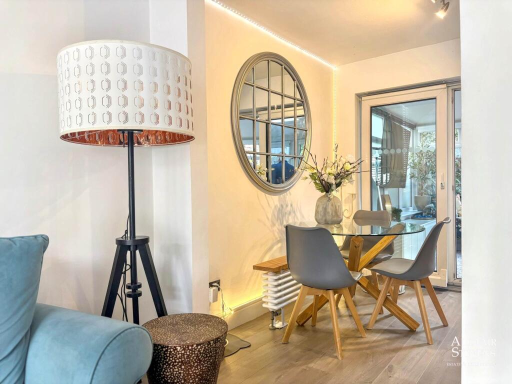 House in Oldham, Greater Manchester - More