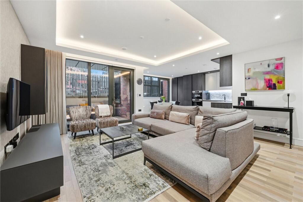 Main image of property: Sawyer Street, London, SE1