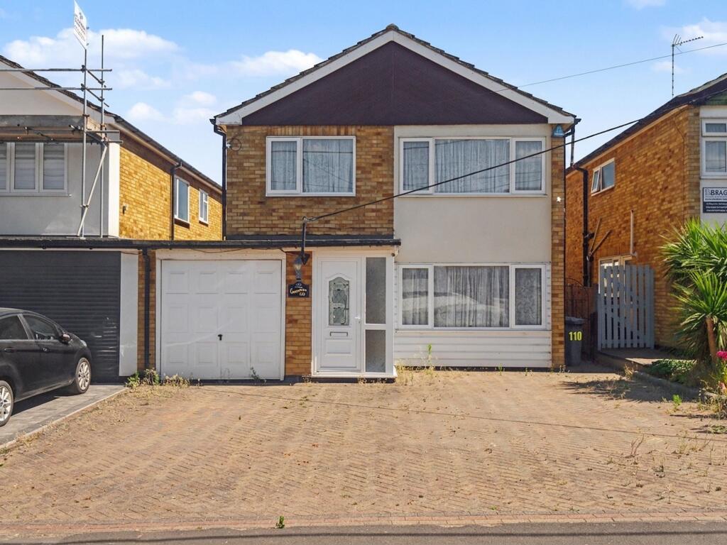 Main image of property: Clarence Road, Rayleigh, SS6
