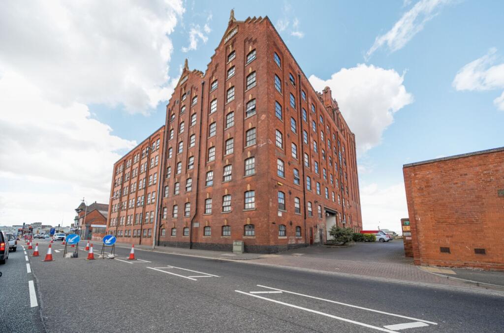 Main image of property: Victoria Court Victoria Street, Grimsby, Lincolnshire, DN31