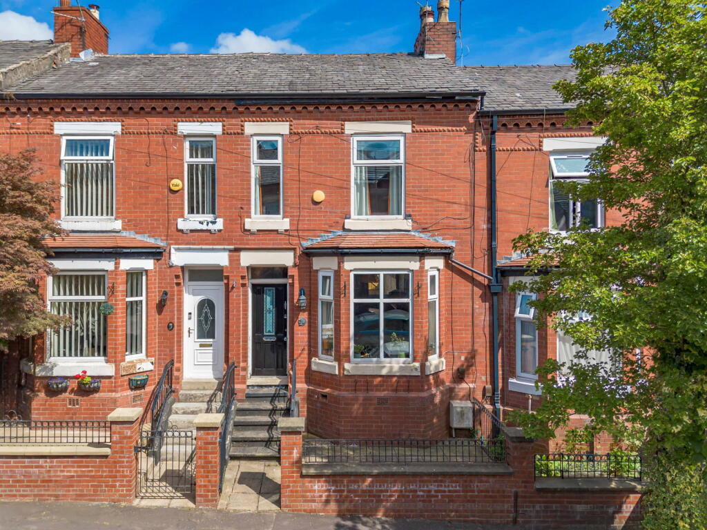 Main image of property: Oakfield Grove, Gorton, Manchester, M18