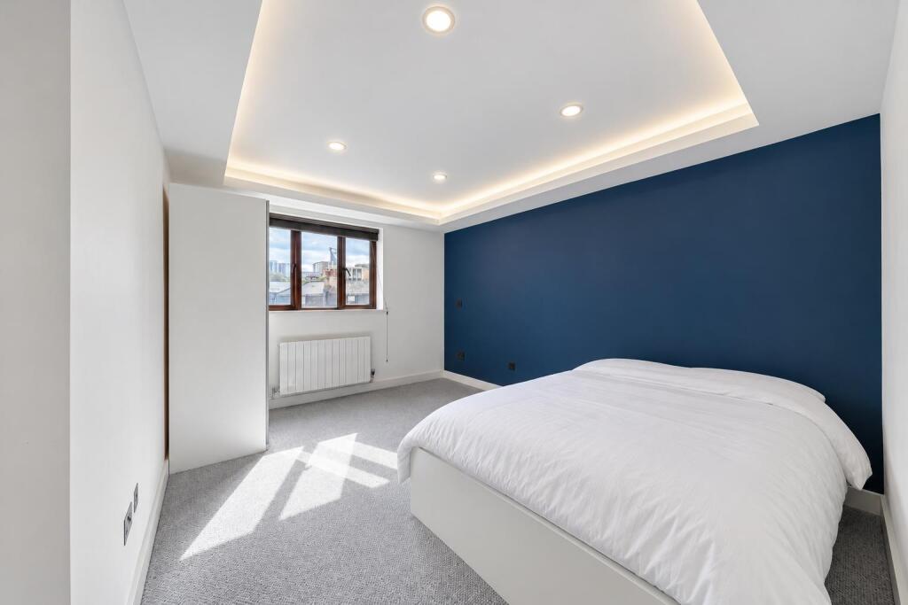 House in London - View 5