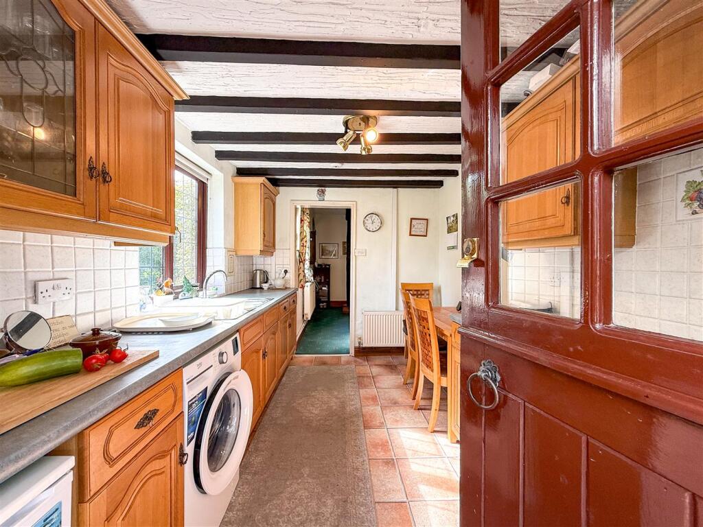 House in Stoke-on-Trent - View 5